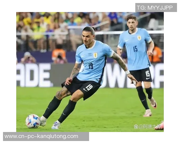 乌拉圭与阿根廷的激烈对决揭示南美足球的魅力与竞争力 乌拉圭与阿根廷的激烈对决揭示南美足球的魅力与竞争力